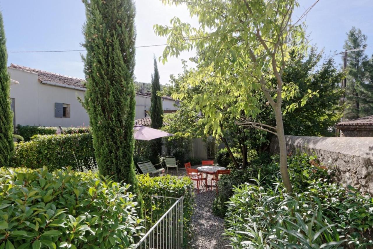 Private Furnished Apartment With All Comfort Has A Garden In A Green Space Meyreuil Exterior foto